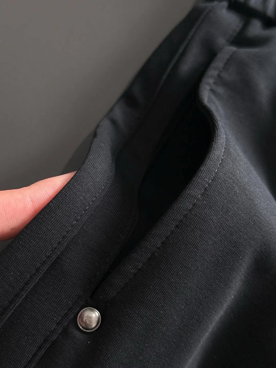 ， 🐎 🆕2026 New Arrival ！ Classic LOGO ， ， ， 。 ， 。（ ） ：Black Dark Gray Size：29-36